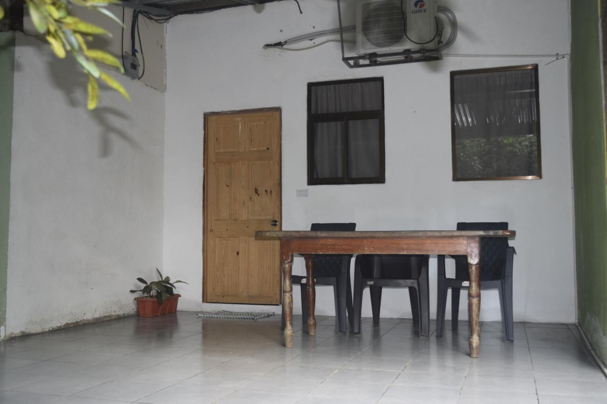 Cabinas Carol Pavones  Exterior foto